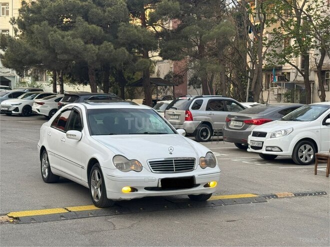Mercedes C 240 2001, 350,000 km - 2.4 л - Bakı