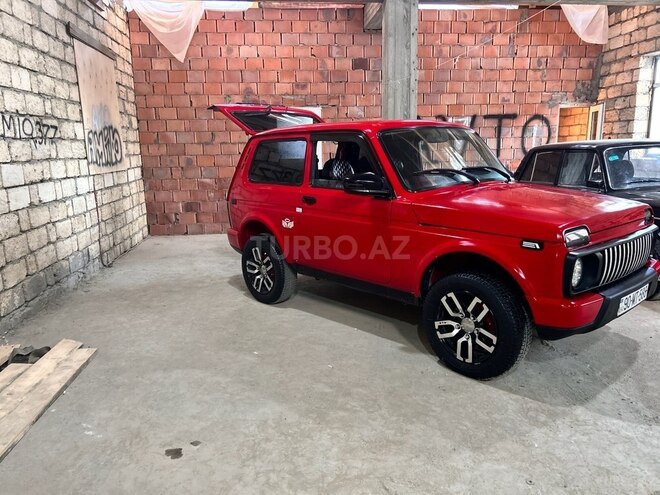 LADA (VAZ) Niva 2010, 221,000 km - 1.7 l - Bakı