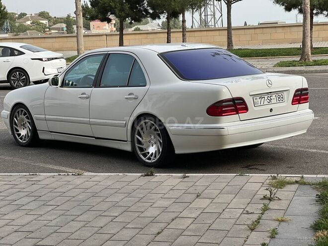 Mercedes E 320 2000, 352,000 km - 3.2 l - Bakı