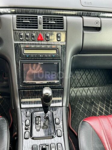 Mercedes E 320 2000, 352,000 km - 3.2 l - Bakı