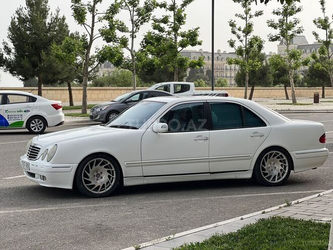 Mercedes E 320 2000, 352,000 km - 3.2 l - Bakı