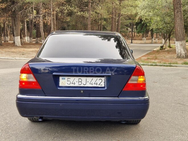Mercedes C 180-11
