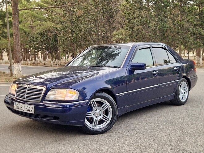 Mercedes C 180-7