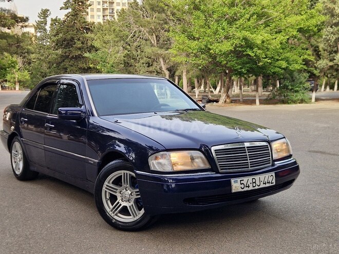 Mercedes C 180-4
