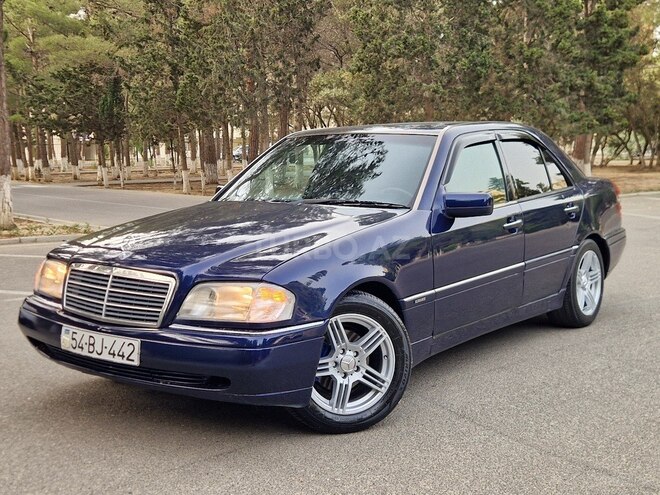 Mercedes C 180-3