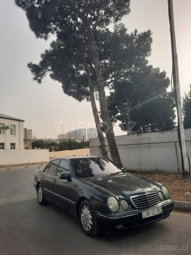 Mercedes E 270 2000, 800,000 km - 2.7 l - Bakı
