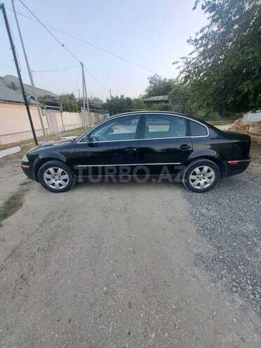 Volkswagen Passat 2004, 350,000 km - 1.8 l - Salyan