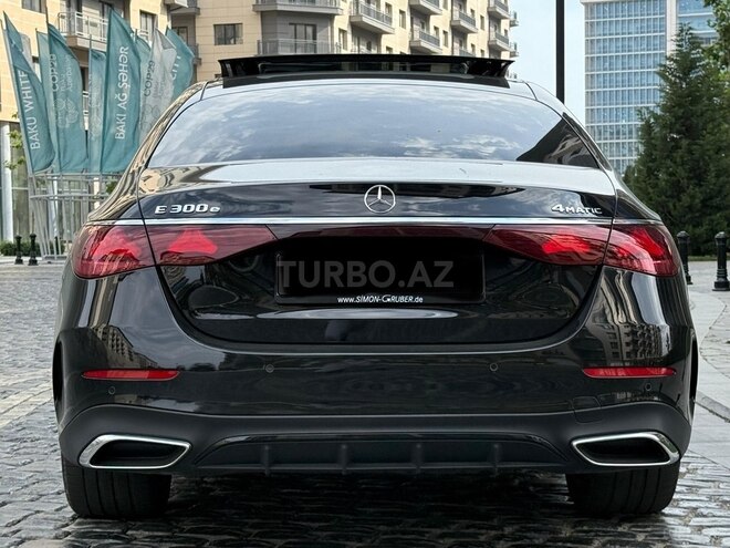 Mercedes E 300 e 4MATIC 2023, 13,000 km - 2.0 l - Bakı