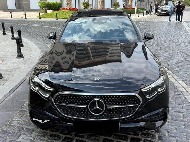 Mercedes E 300 e 4MATIC 2023, 13,000 km - 2.0 l - Bakı