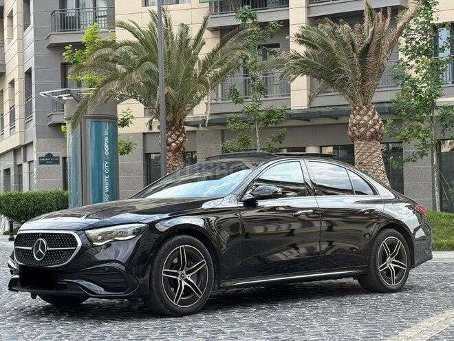 Mercedes E 300 e 4MATIC 2023, 13,000 km - 2.0 l - Bakı