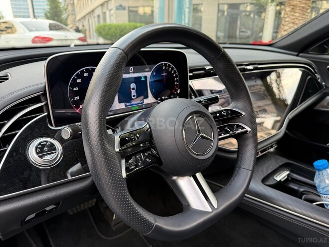Mercedes E 300 e 4MATIC 2023, 13,000 km - 2.0 l - Bakı
