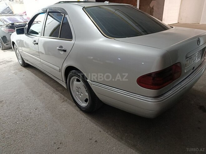 Mercedes E 220 d 1998, 398,000 km - 2.2 л - Bakı