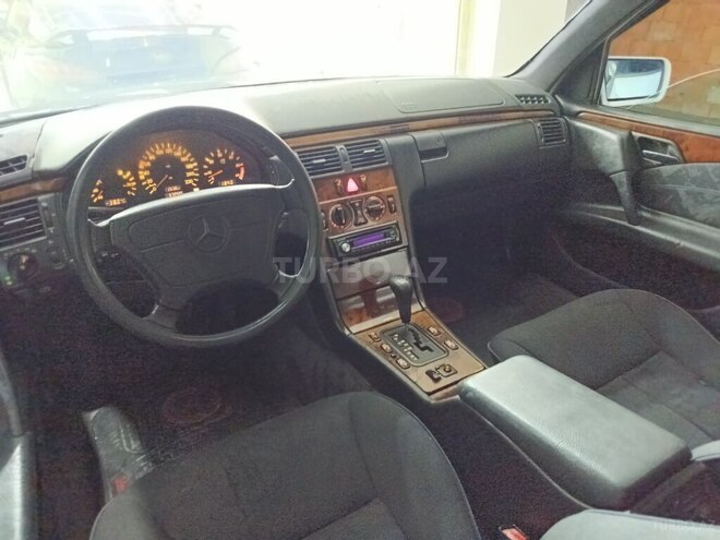 Mercedes E 220 d 1998, 398,000 km - 2.2 л - Bakı