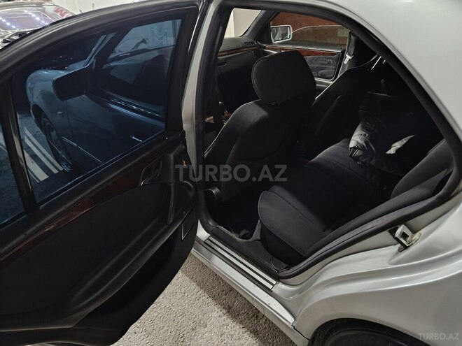 Mercedes E 220 d 1998, 398,000 km - 2.2 л - Bakı