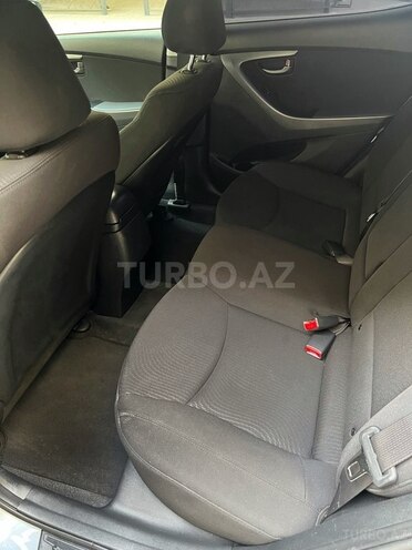 Hyundai Elantra 2015, 94,000 km - 1.8 л - Bakı