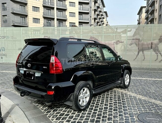 Toyota Land Cruiser Prado-3
