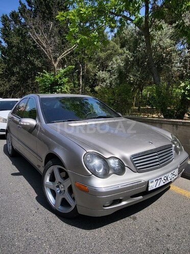 Mercedes C 240 2004, 230,000 km - 2.4 l - Bakı