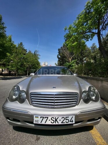Mercedes C 240 2004, 230,000 km - 2.4 l - Bakı