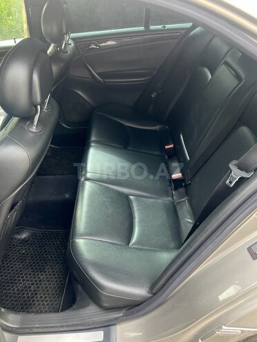 Mercedes C 240 2004, 230,000 km - 2.4 l - Bakı