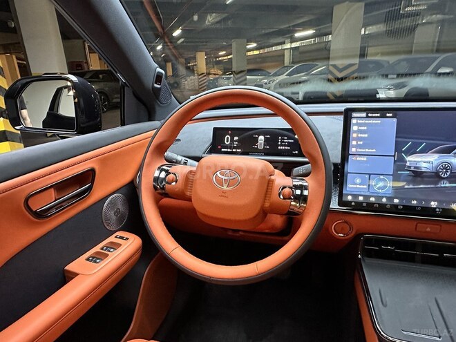 Toyota bZ3X-8