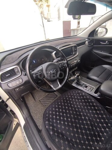 Kia Sorento-6