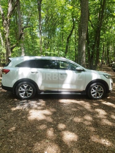 Kia Sorento-4