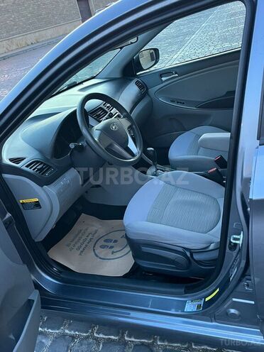 Hyundai Accent 2017, 108,500 km - 1.6 л - Bakı