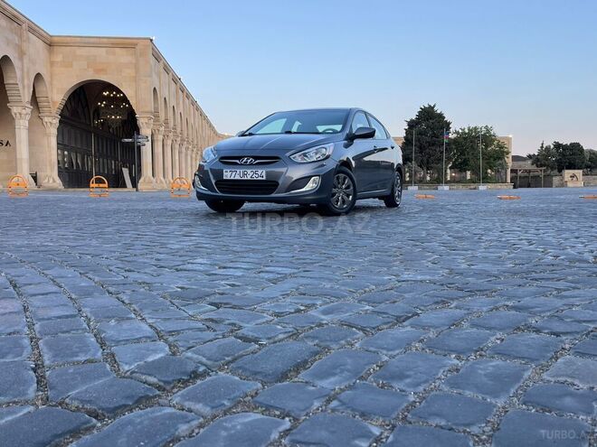 Hyundai Accent 2017, 108,500 km - 1.6 л - Bakı