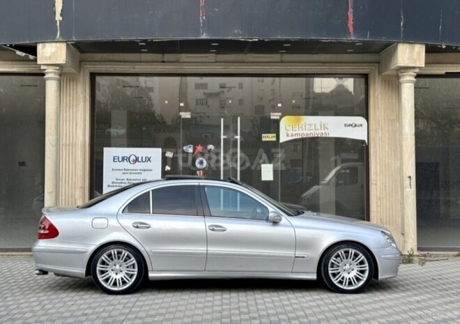Mercedes E 200 2005, 243,000 km - 1.8 l - Astara