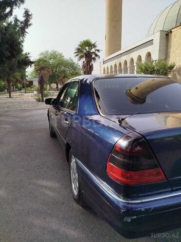Mercedes C 250 d 1997, 644,052 km - 2.5 л - İmişli