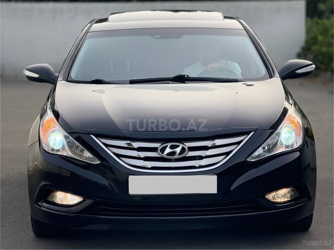 Hyundai Sonata-5