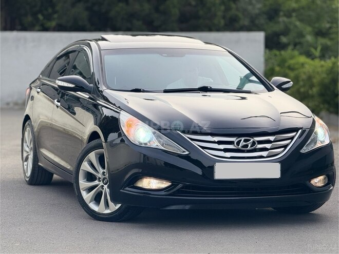 Hyundai Sonata-2