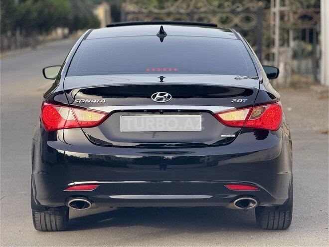 Hyundai Sonata-6