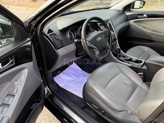 Hyundai Sonata-10