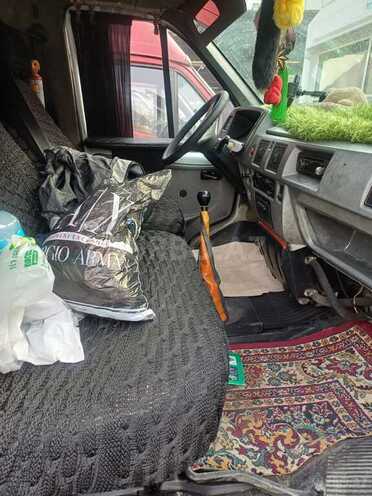 GAZ 33021 2001, 987,645 km - 2.4 l - Salyan