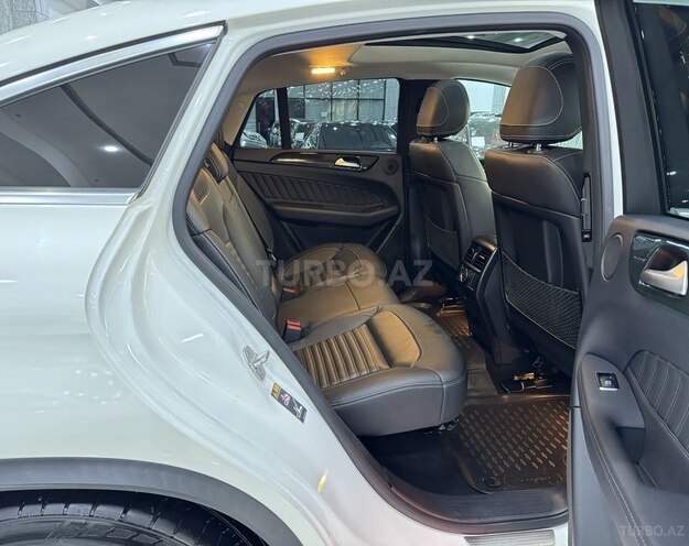 Mercedes GLE 350 4MATIC Coupe-13