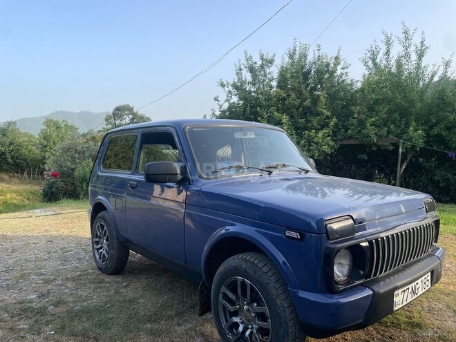 LADA (VAZ) Niva 2015, 72,000 km - 1.7 l - Astara