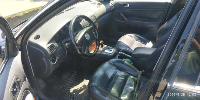 Volkswagen Passat 2003, 270,050 km - 1.8 l - Gəncə
