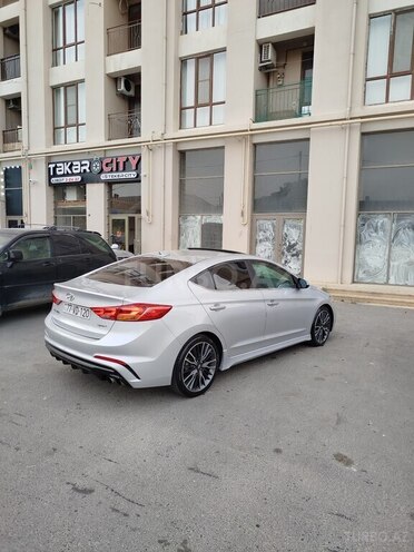 Hyundai Elantra 2017, 161,417 km - 1.6 l - Bakı