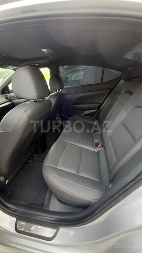 Hyundai Elantra 2017, 161,417 km - 1.6 l - Bakı