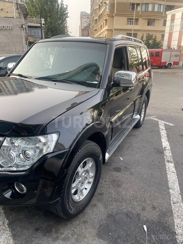Mitsubishi Pajero 2008, 425,000 km - 3.0 л - Bakı