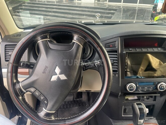 Mitsubishi Pajero 2008, 425,000 km - 3.0 л - Bakı