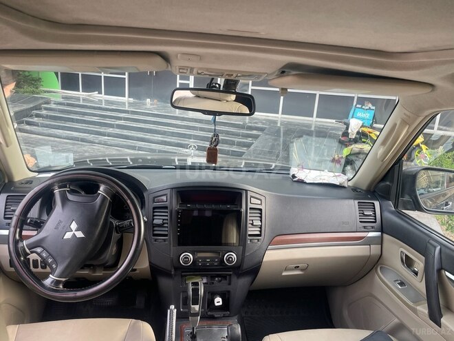 Mitsubishi Pajero 2008, 425,000 km - 3.0 л - Bakı