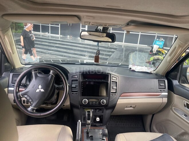 Mitsubishi Pajero 2008, 425,000 km - 3.0 л - Bakı