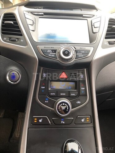 Hyundai Avante 2014, 120,000 km - 1.6 л - Bakı