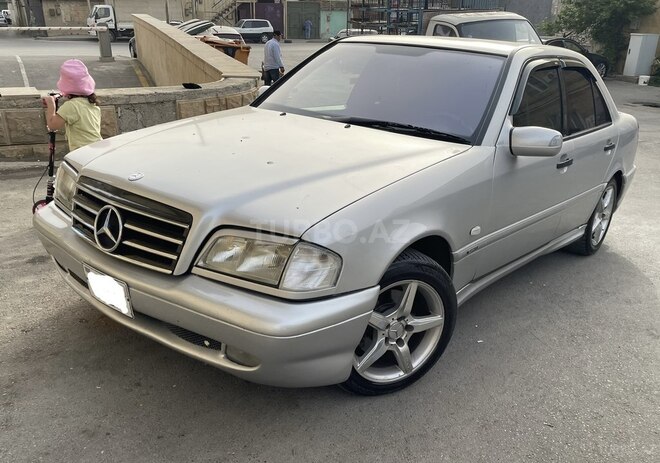Mercedes C 240 2000, 389,456 km - 2.4 l - Bakı