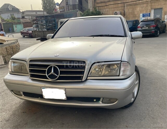 Mercedes C 240 2000, 389,456 km - 2.4 l - Bakı