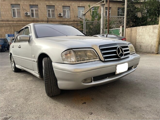 Mercedes C 240 2000, 389,456 km - 2.4 l - Bakı