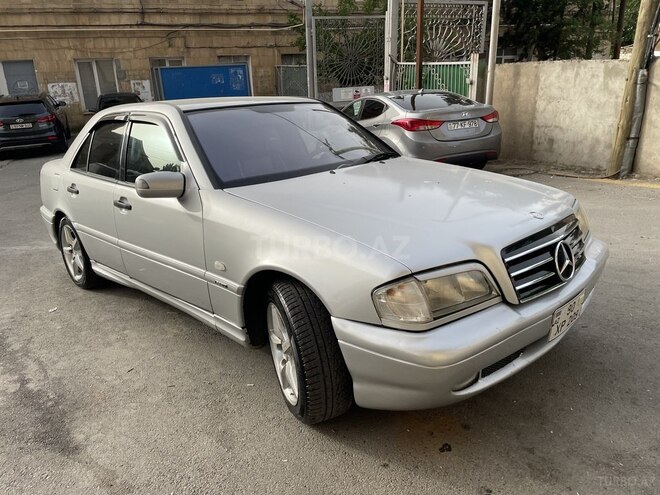 Mercedes C 240 2000, 389,456 km - 2.4 l - Bakı