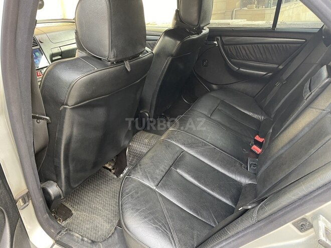 Mercedes C 240 2000, 389,456 km - 2.4 l - Bakı